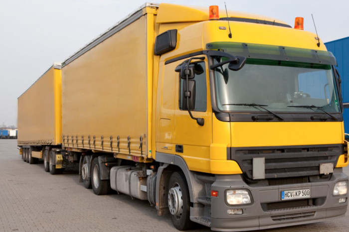 Germany weighs extending use of 17.88-metre long lorries for another 3 years