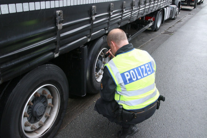 Germany extends border controls amidst success in curbing unauthorized entries