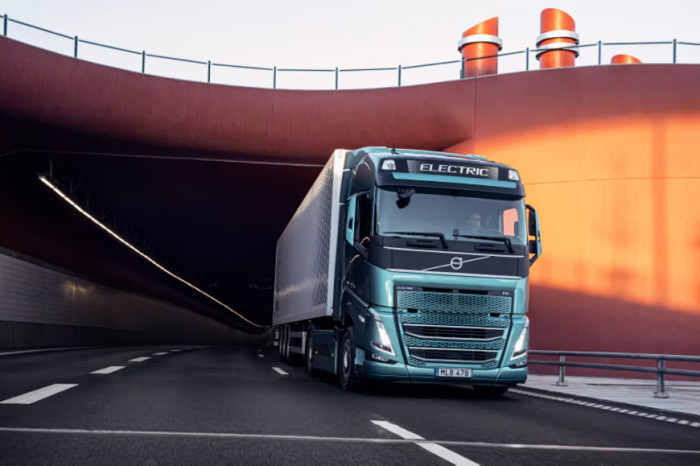 Volvo Trucks lowers European forecasts for 2024 after 2023 results