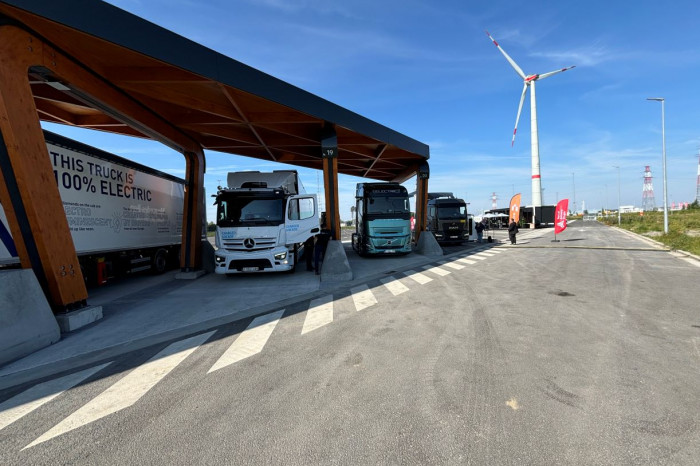 Major charging hub for electric trucks opens in Antwerp port area