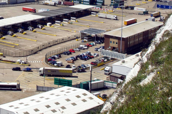 New border delays could cost UK economy £400m a year, warns Logistics UK