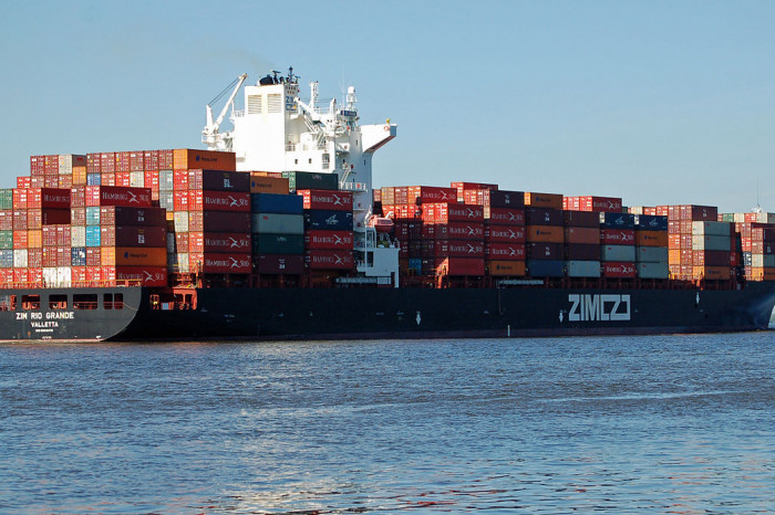 ZIM announces new operational cooperation with MSC for transpacific trade