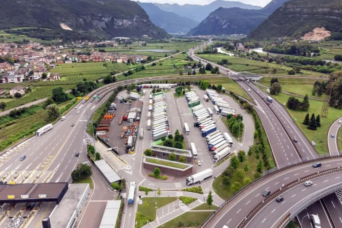 Brenner lorry park receives European certification for safe and secure truck parking