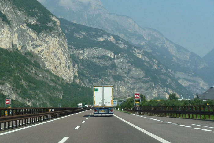 New motorway system in Italy to digitally monitor truck drivers’ every move