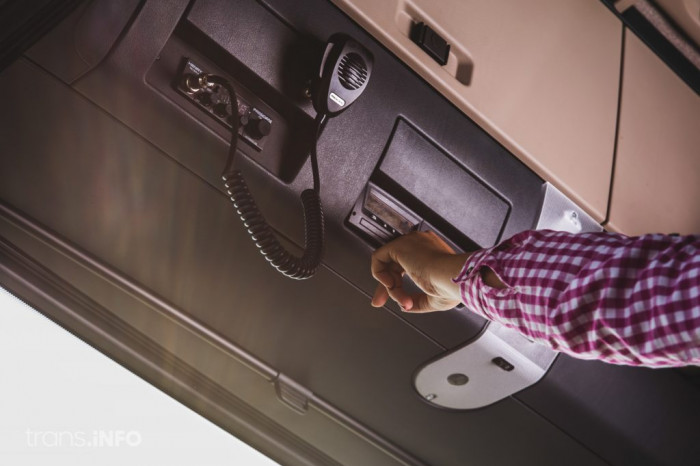 UK and Switzerland extend deadline for international tachograph compliance