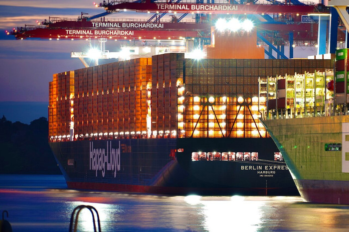 Hapag-Lloyd reports 30% drop in China–US shipments