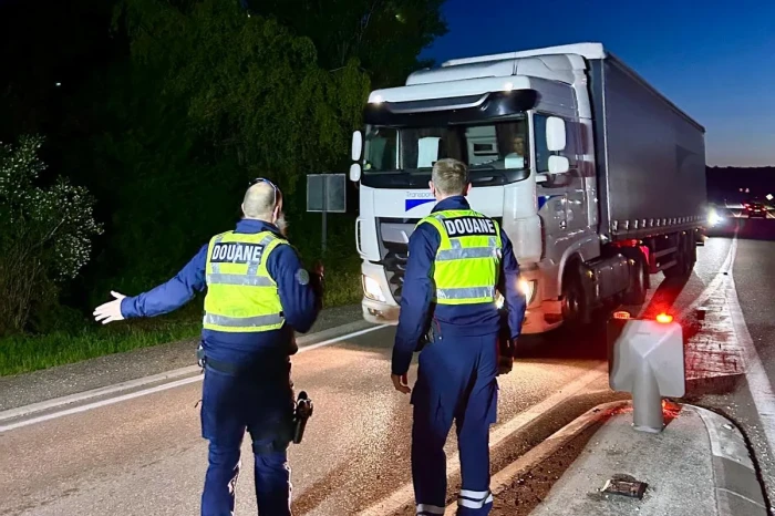 France extends border controls until end of October 2025