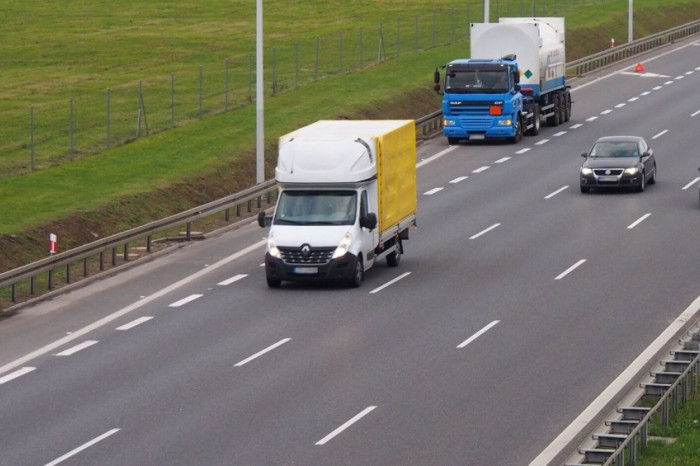 Tachograph scramble: 88% of cross-border vans unready