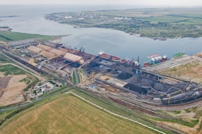 World’s largest container line moves into Ukrainian Black Sea terminal despite war risk