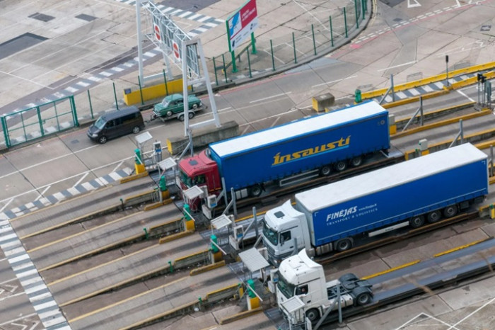 Fresh push for off-border biometric checks for HGV drivers
