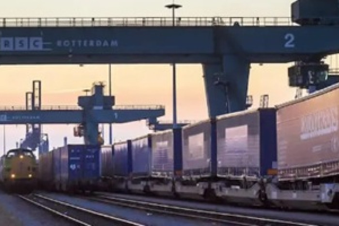 Rotterdam–Munich intermodal service shifts semi-trailers from road to rail